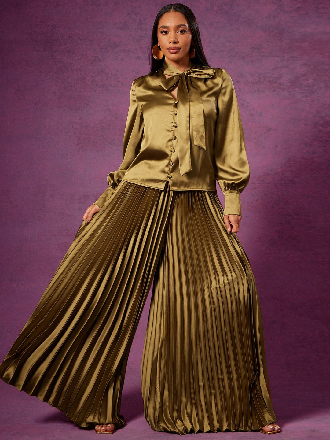 Pantaloni SHEIN, kaki