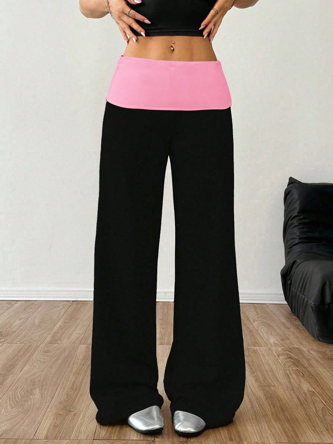 Pantaloni SHEIN, negru