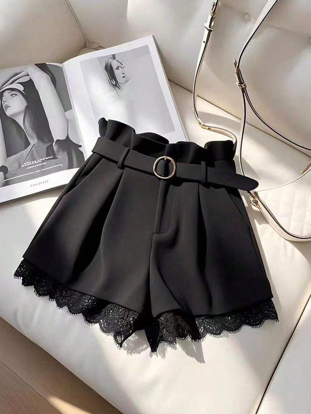 Pantaloni scurți SHEIN, negru