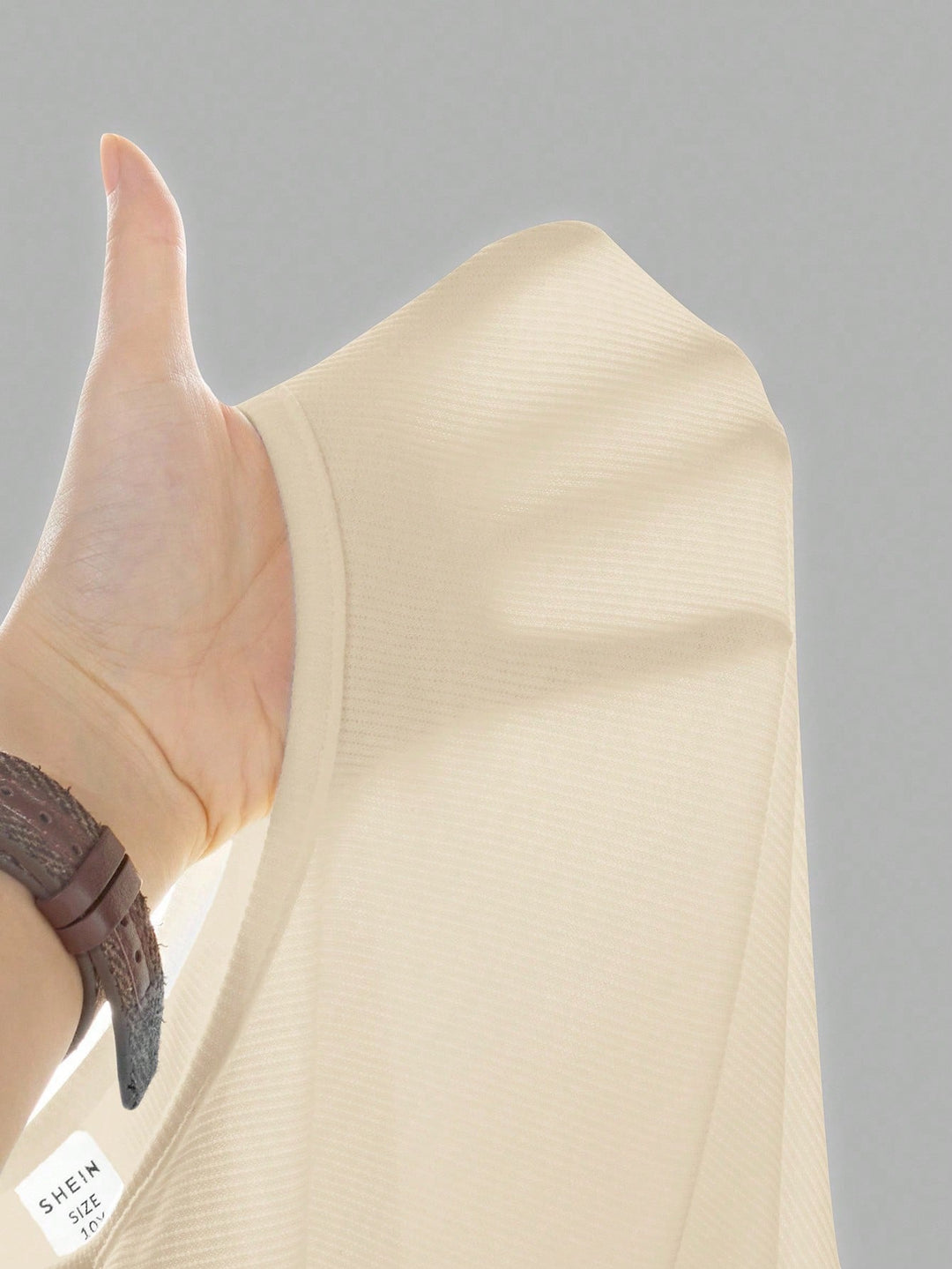 Tricou SHEIN, crem