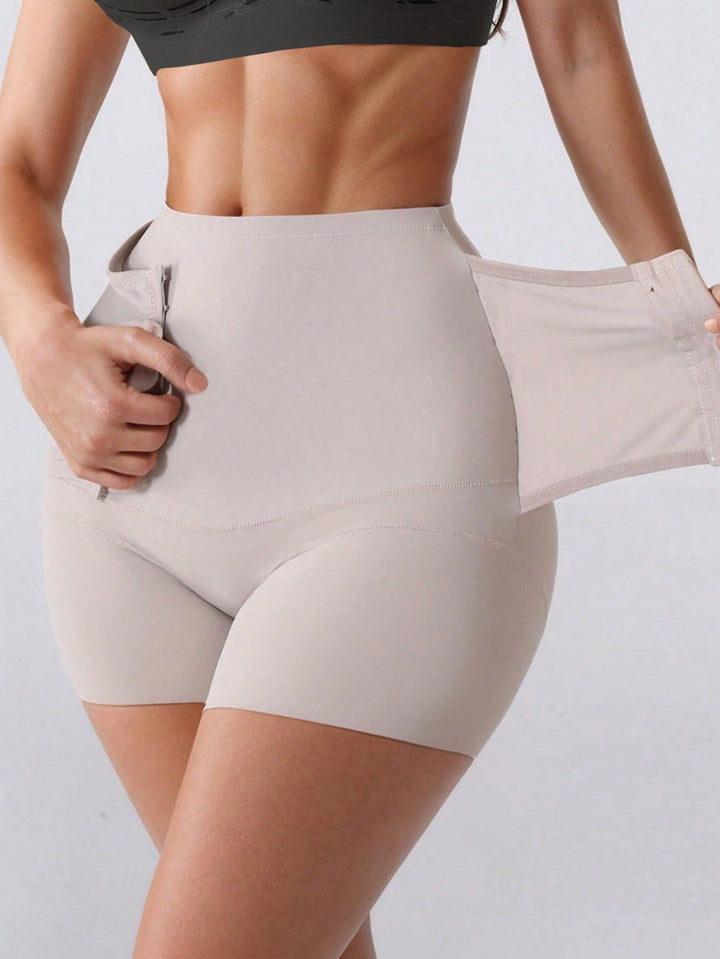 Lenjerie modelatoare SHEIN, bej