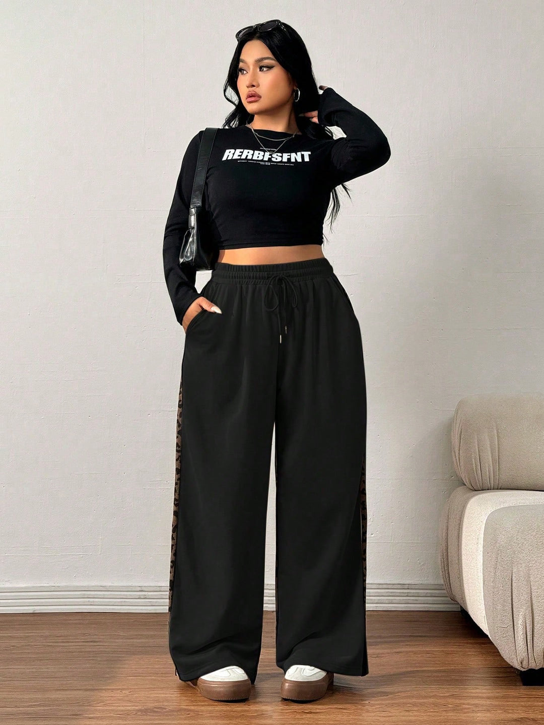 Pantaloni SHEIN