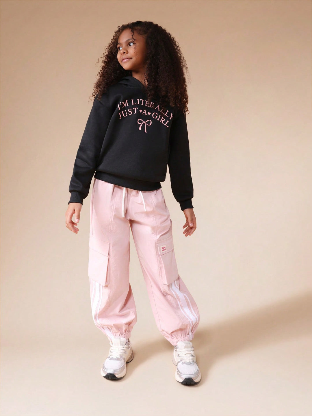 Pantaloni SHEIN, roz