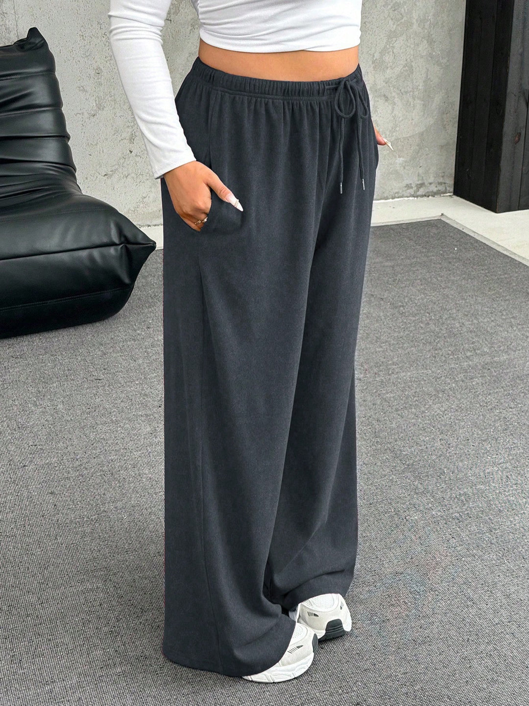 Pantaloni SHEIN, gri