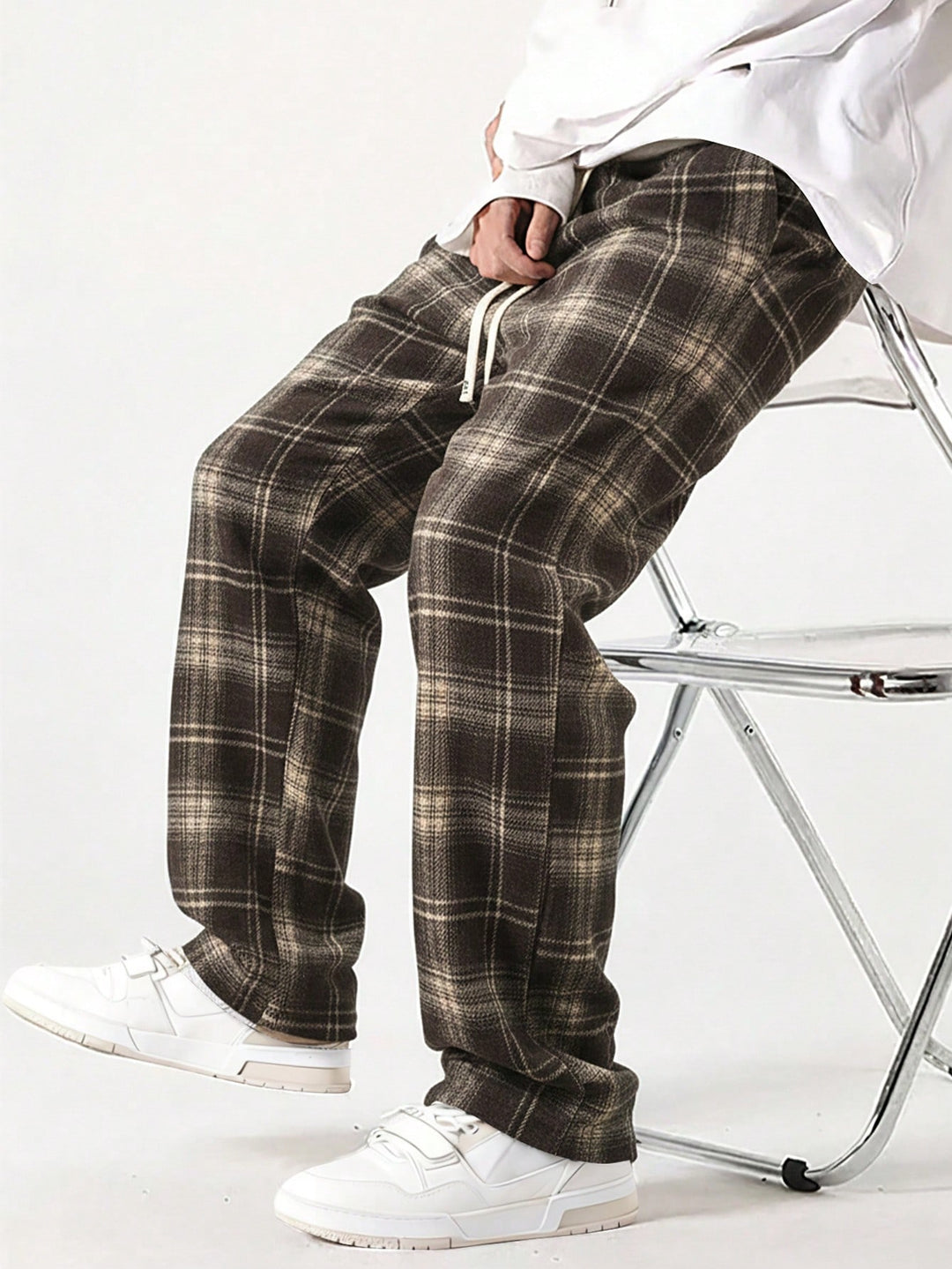 Pantalon SHEIN, maro