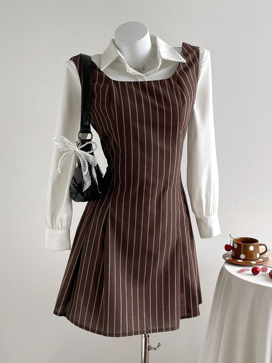 Rochie mini SHEIN, maro