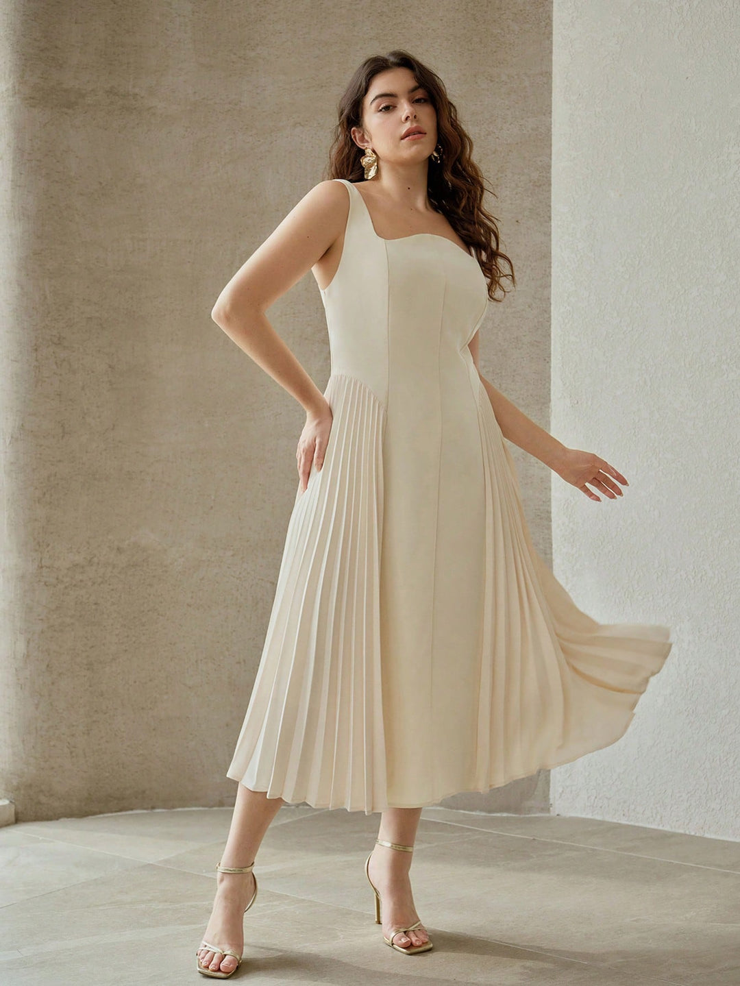 Rochie SHEIN, bej