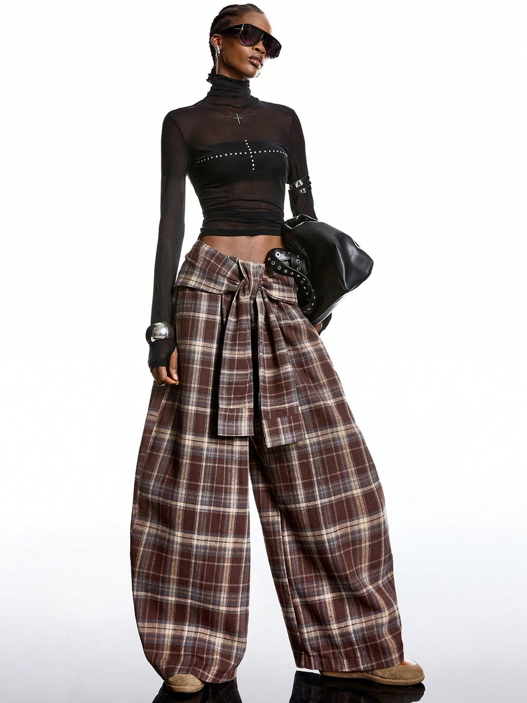 Pantaloni SHEIN, maro