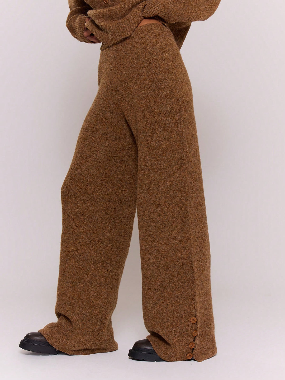 Pantaloni SHEIN, maro