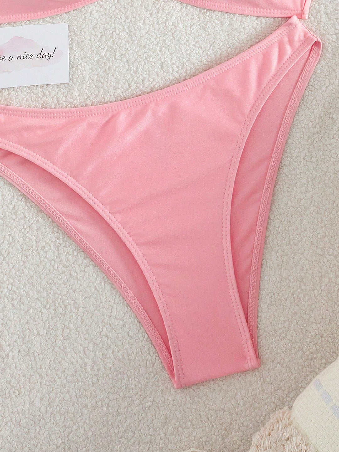 Set bikini SHEIN, roz