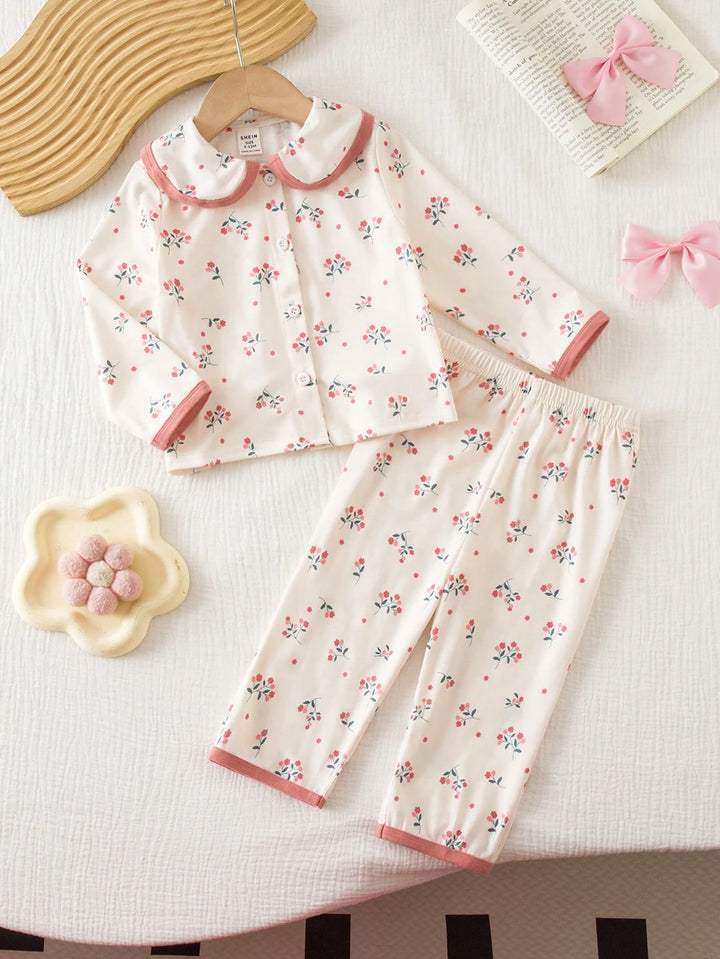 Compleu pijamale SHEIN, crem