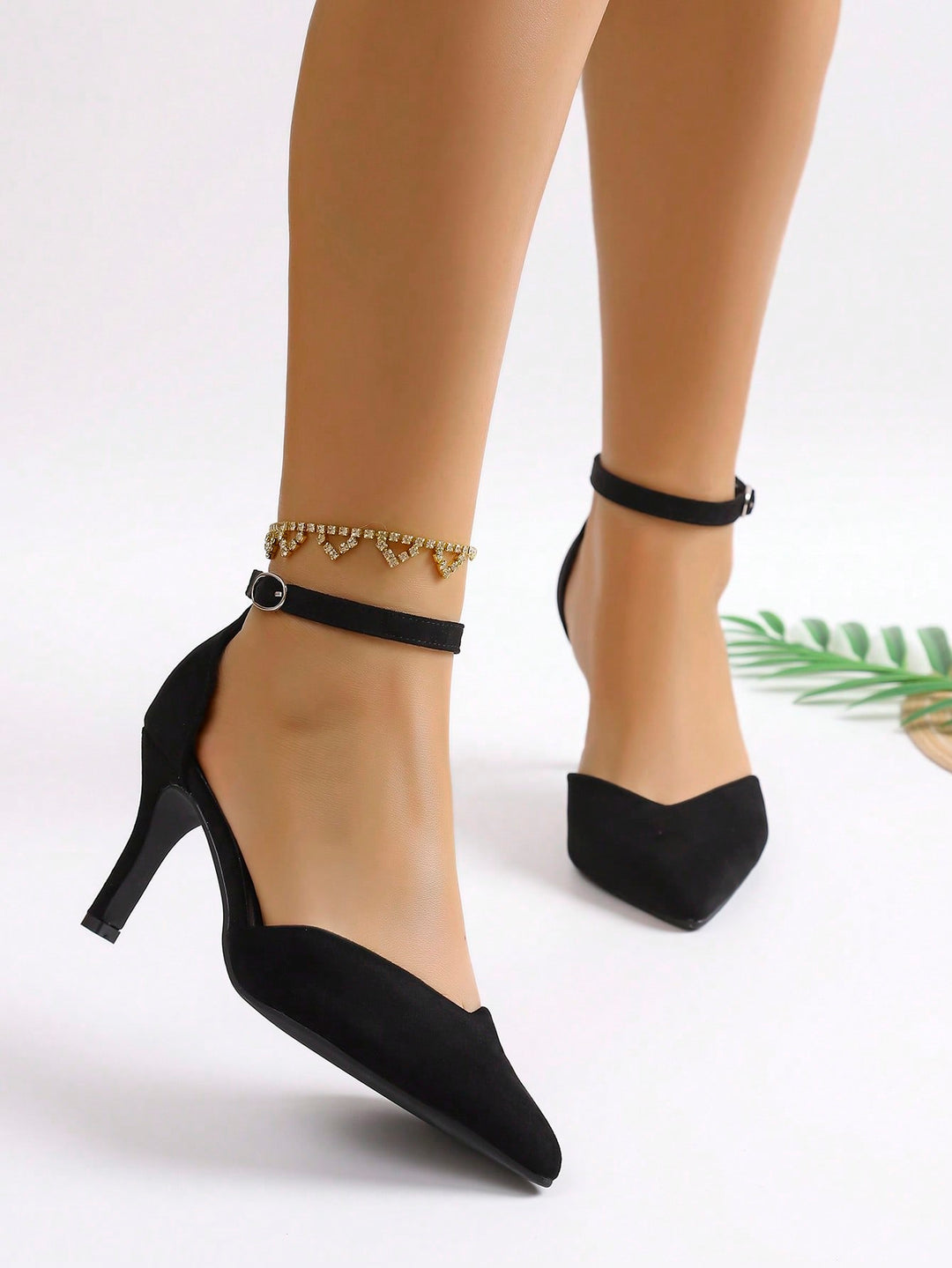 Pantofi cu toc SHEIN, negru