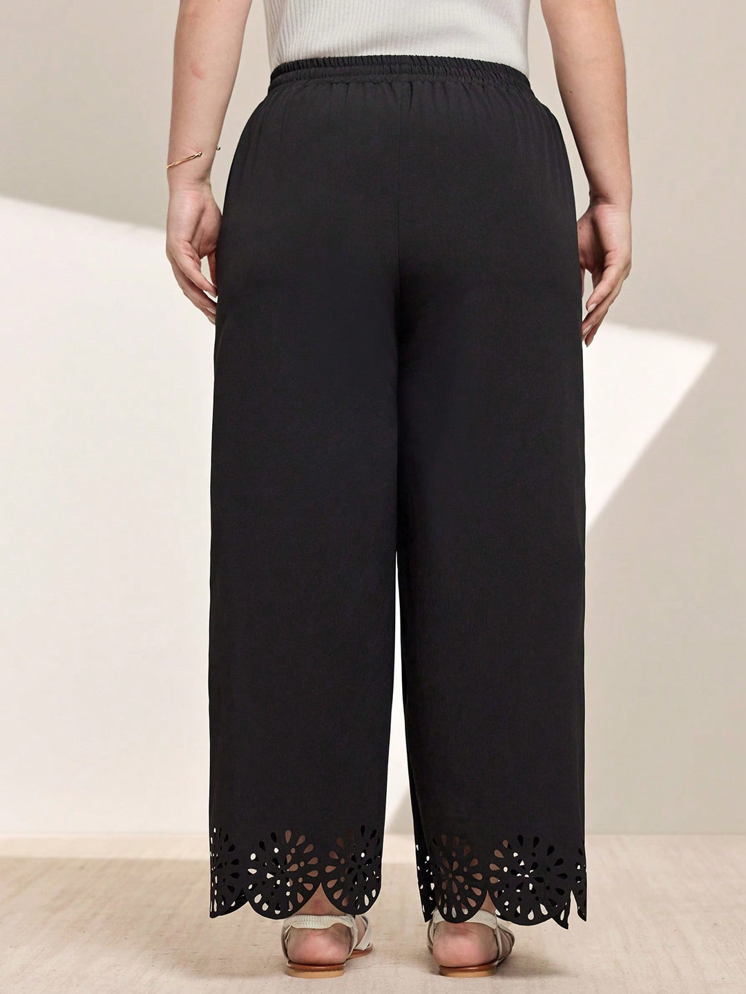 Pantaloni SHEIN, negru