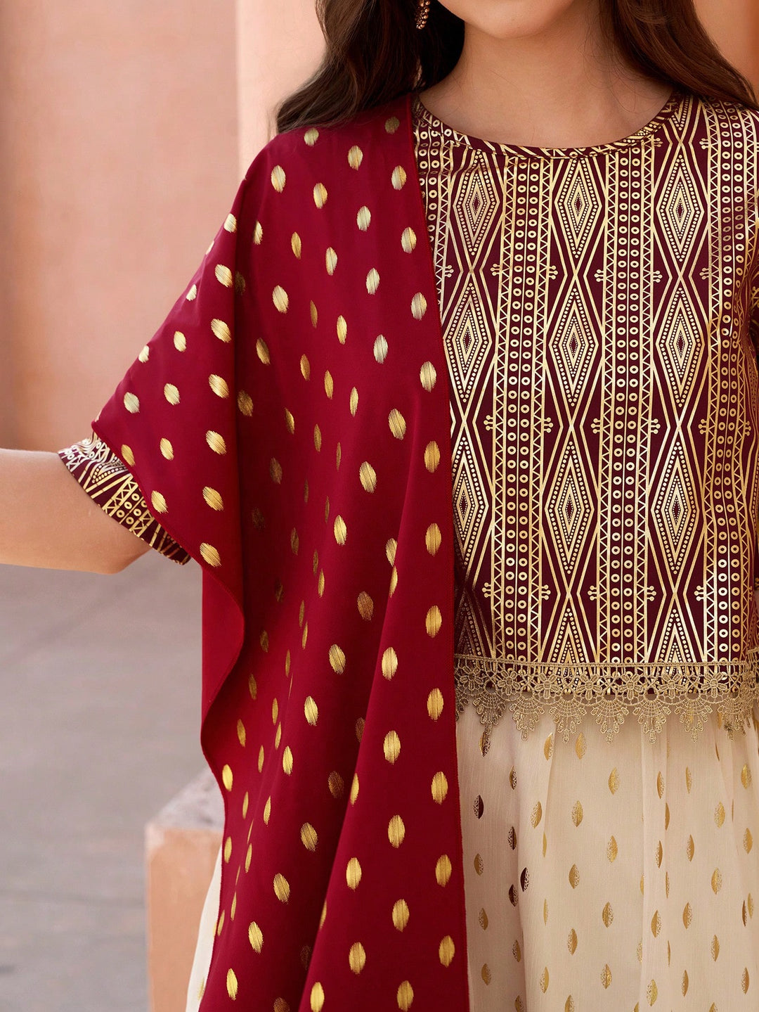 Set abaya SHEIN, vișiniu
