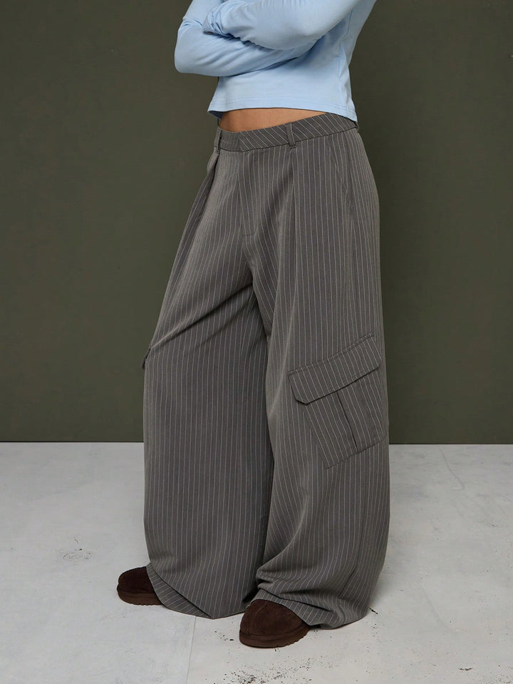 Pantaloni SHEIN, gri