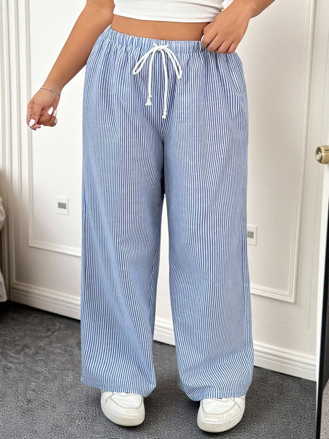 Pantaloni SHEIN, albastru