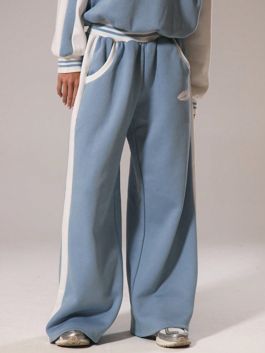 Pantaloni SHEIN, mix culori