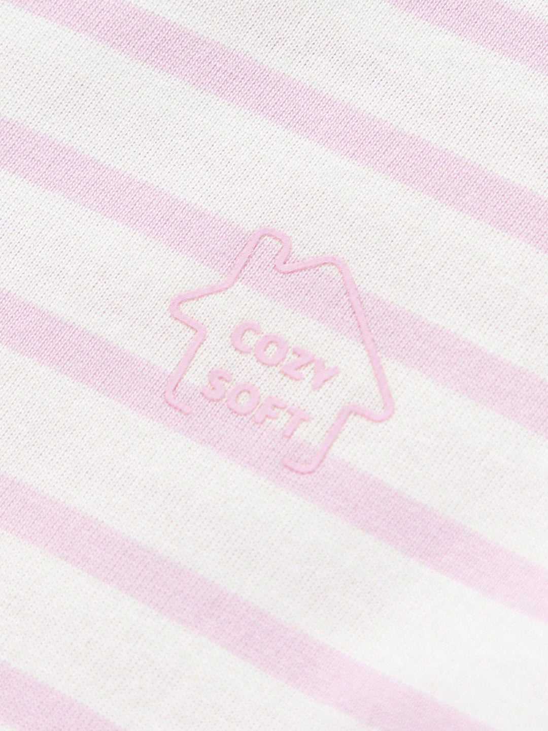 Pijama SHEIN, mov