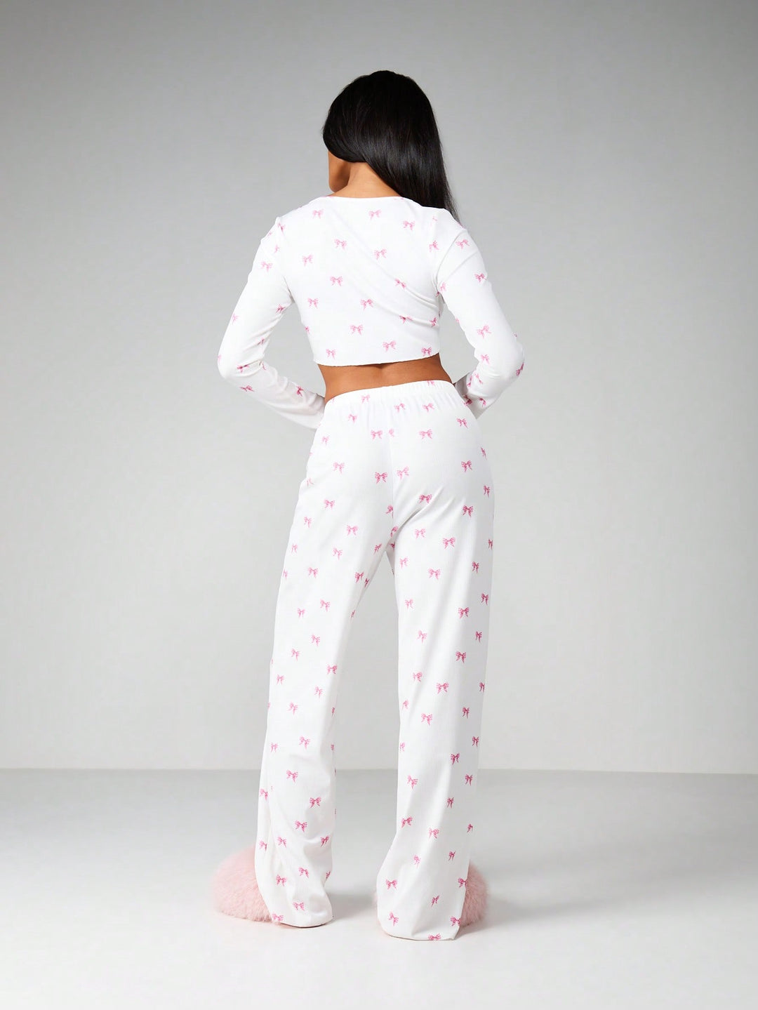 Set pijamale SHEIN, alb