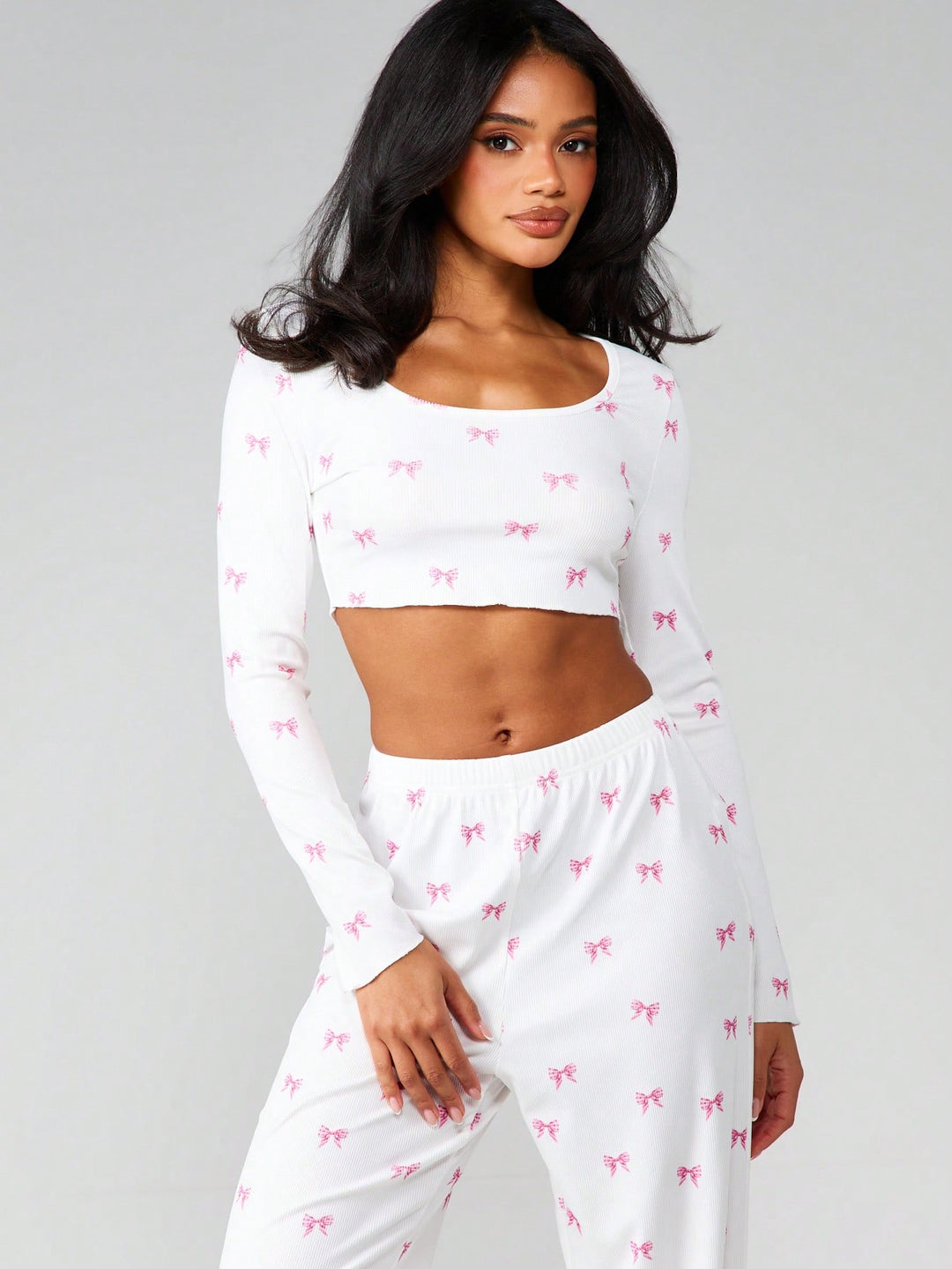 Set pijamale SHEIN, alb
