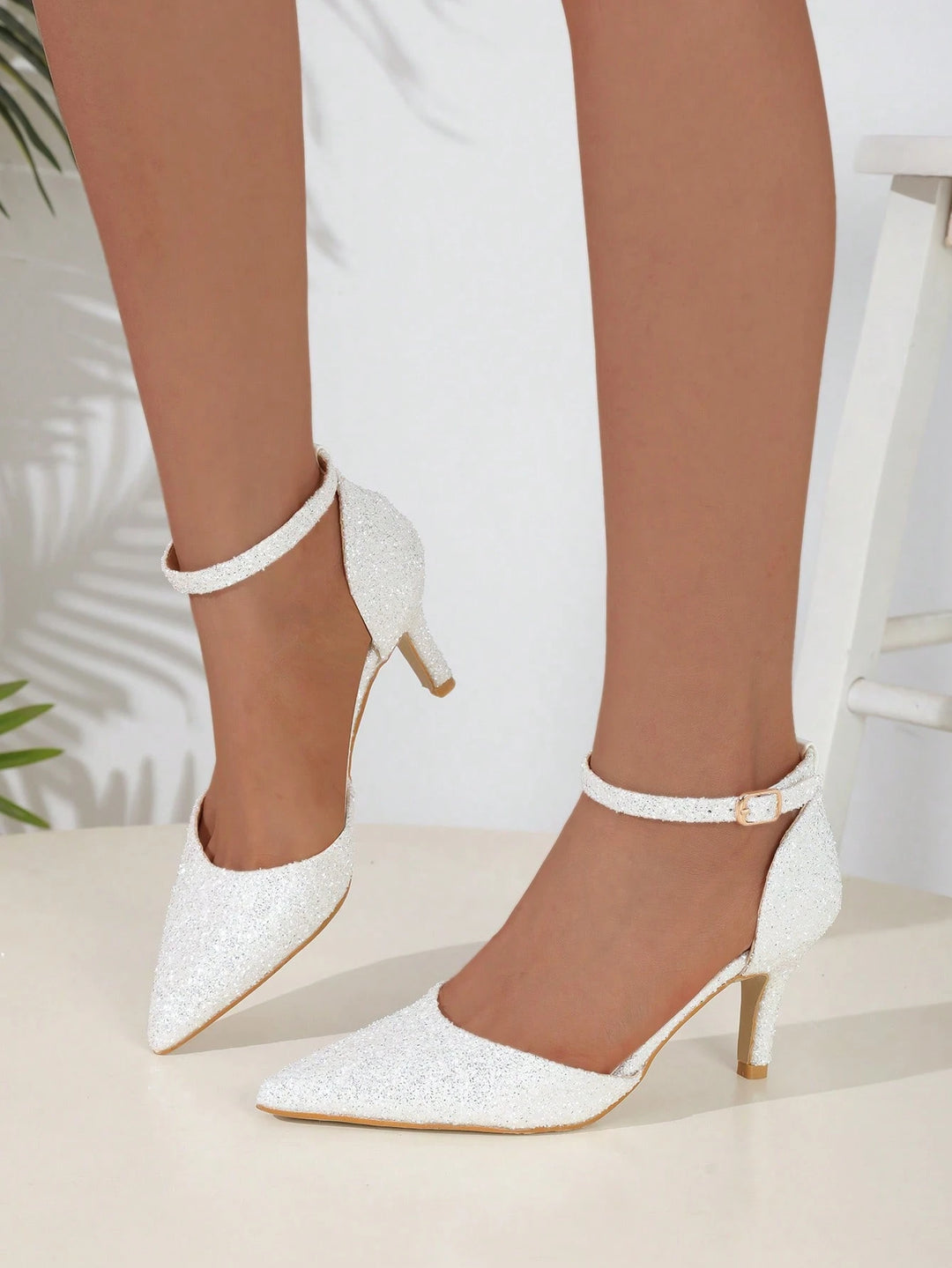 Pantofi cu toc SHEIN, alb