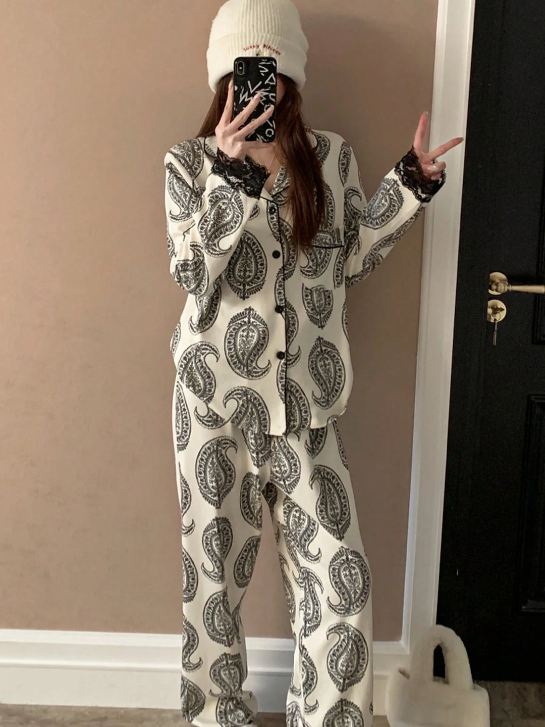 Compleu pijamale SHEIN, mix culori