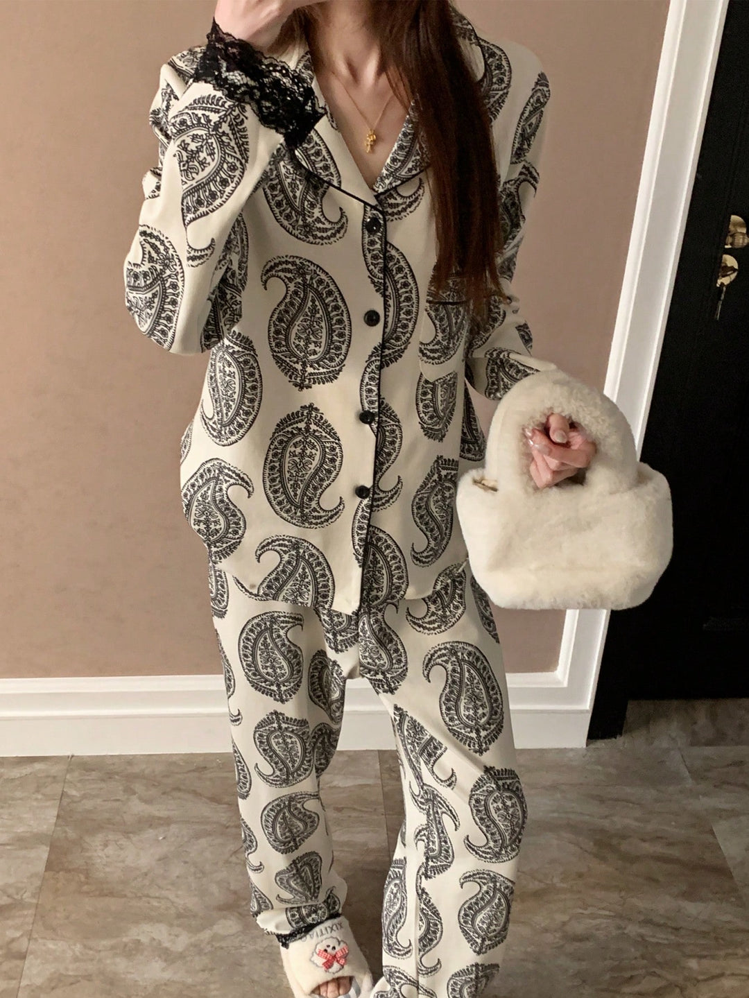 Compleu pijamale SHEIN, mix culori