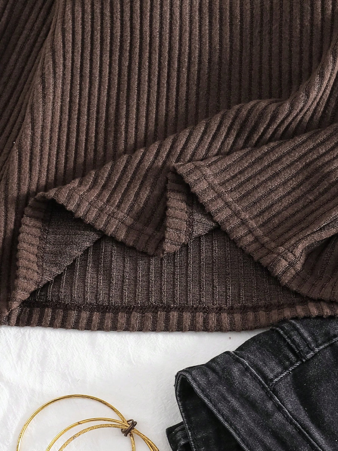 Tricou SHEIN, maro