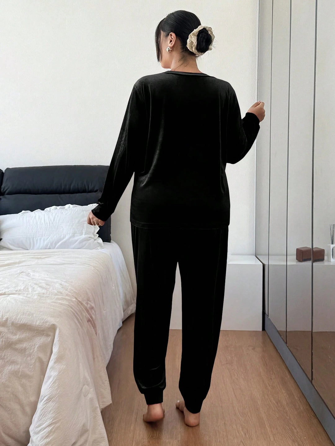 Compleu pijamale SHEIN, negru