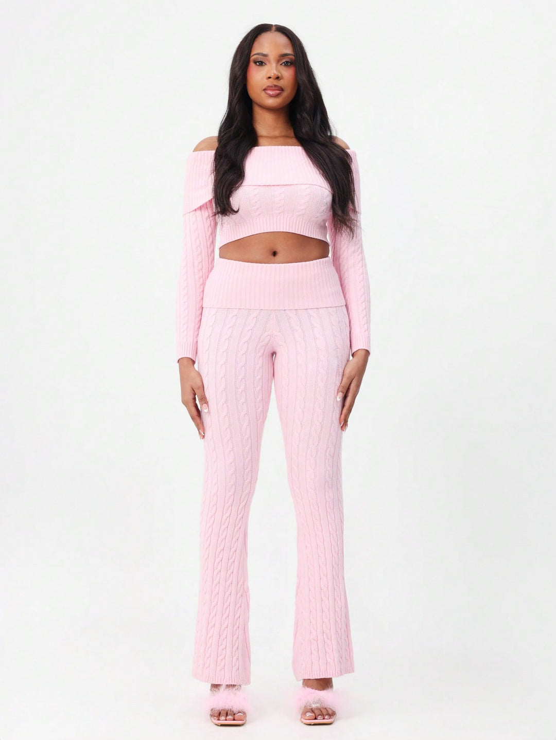 Pantaloni SHEIN, roz