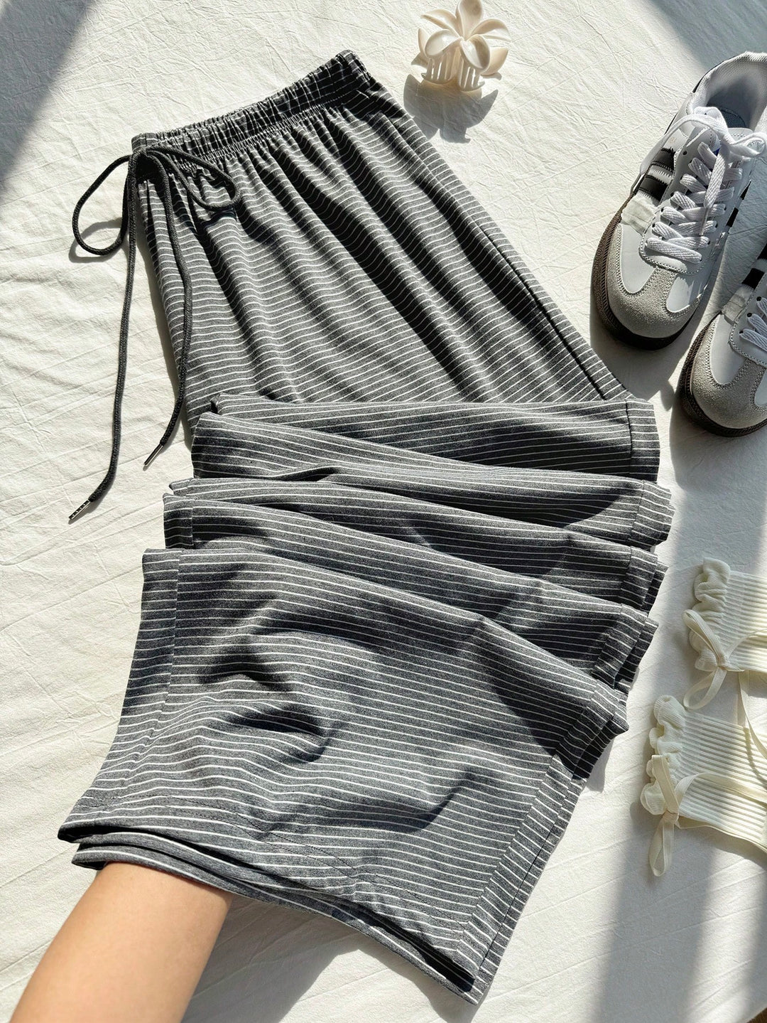 Pantaloni SHEIN