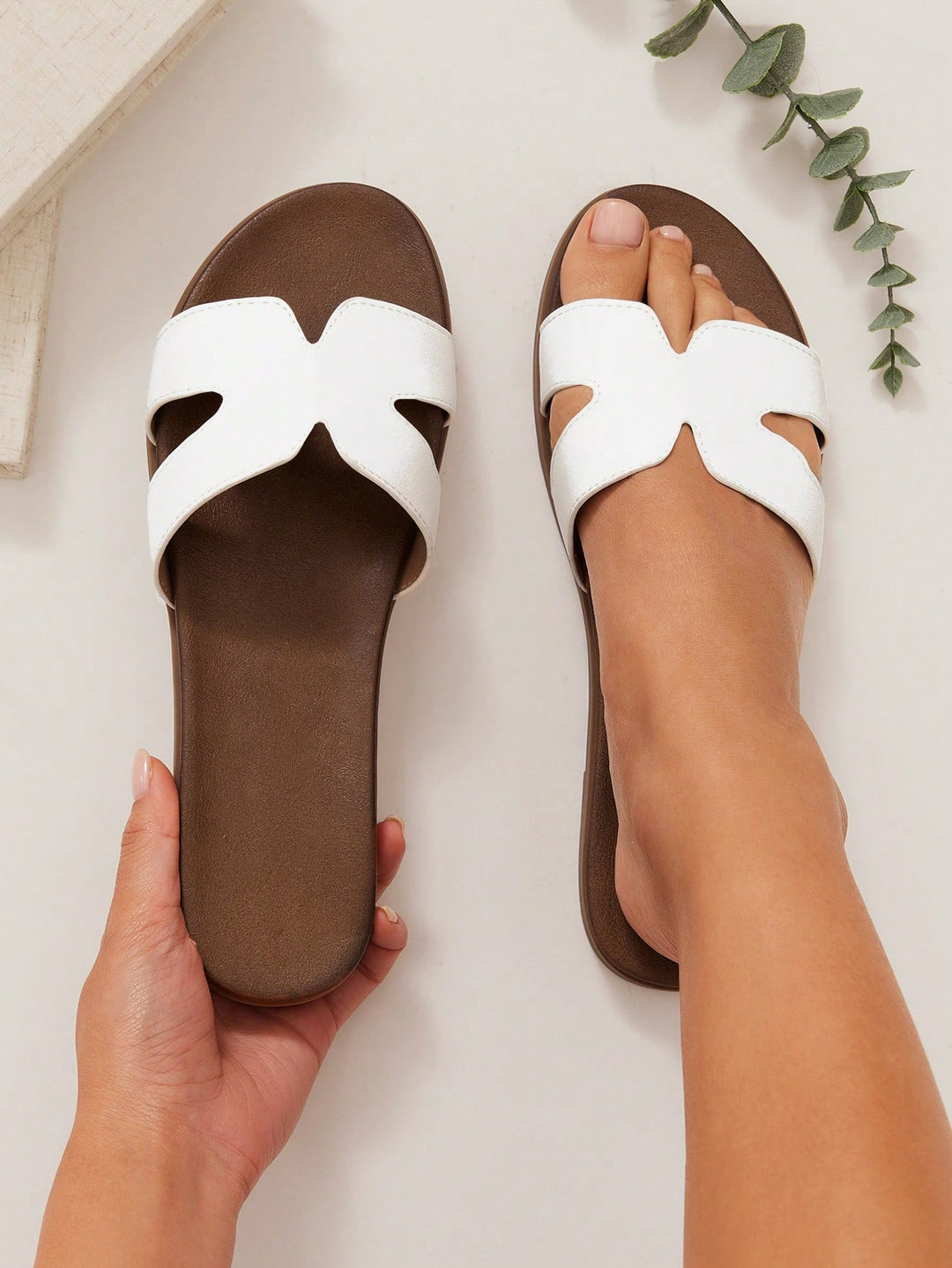 SHEIN papucs, fehér