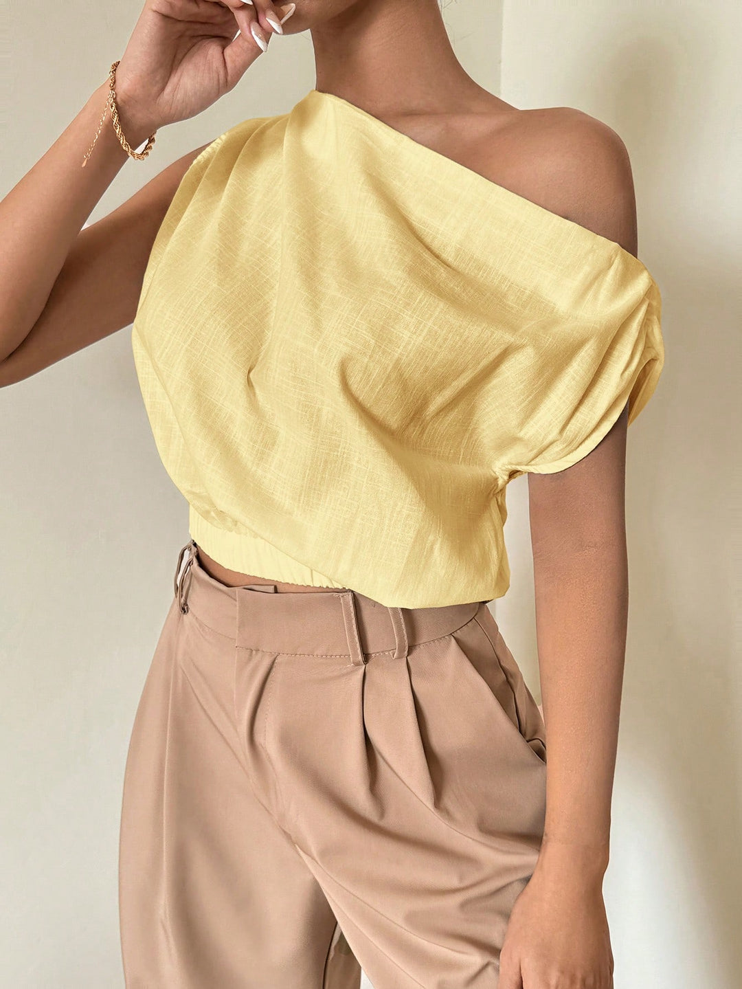 Top SHEIN, galben