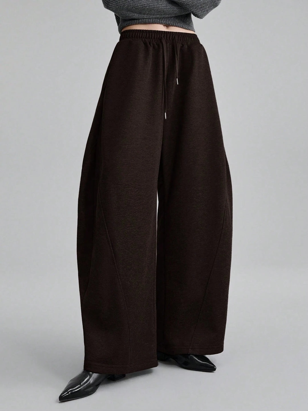 Pantaloni SHEIN, maro