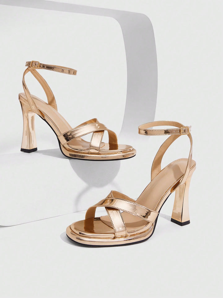 Pantofi cu toc SHEIN, auriu