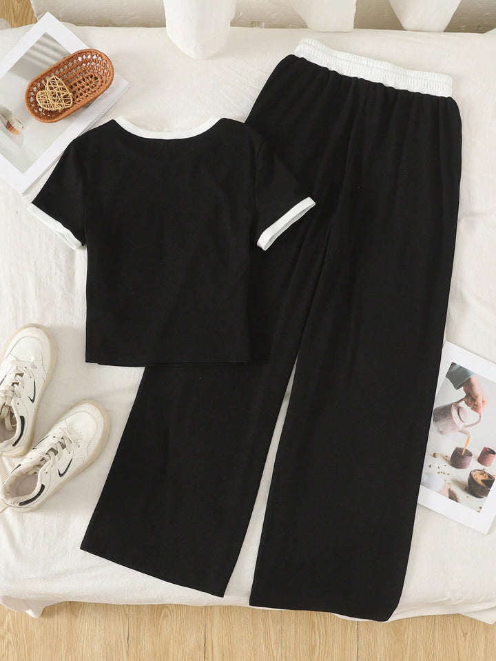 Set de tricou și pantaloni SHEIN, mix culori