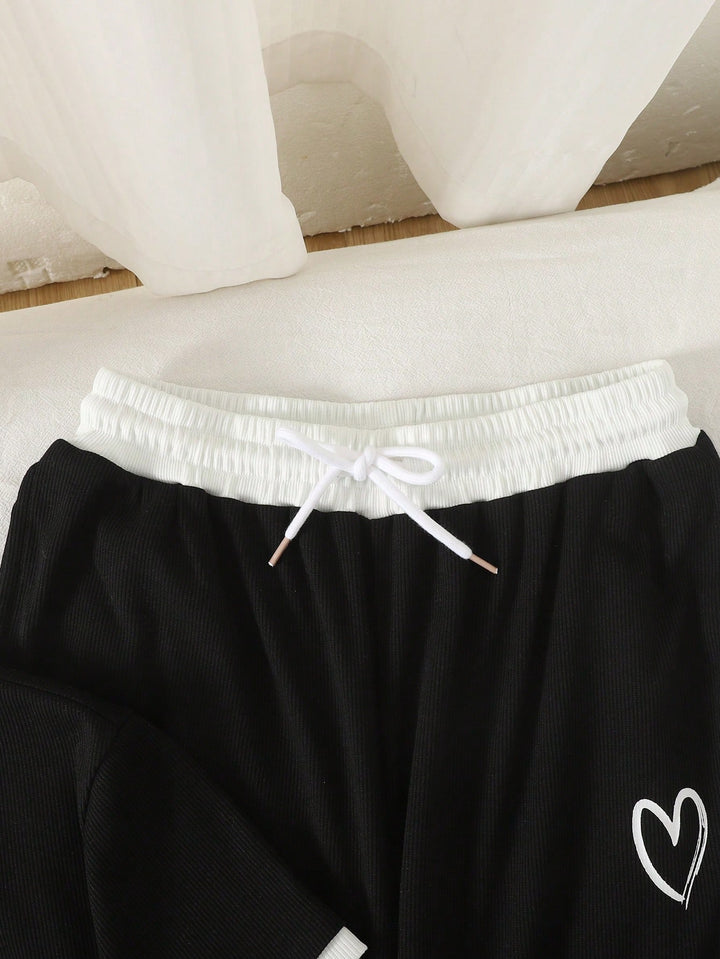 Set de tricou și pantaloni SHEIN, mix culori