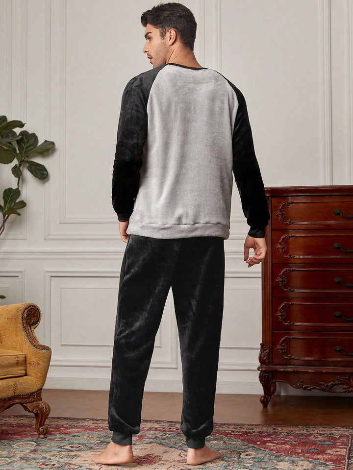 Compleu pijamale SHEIN, mix culori