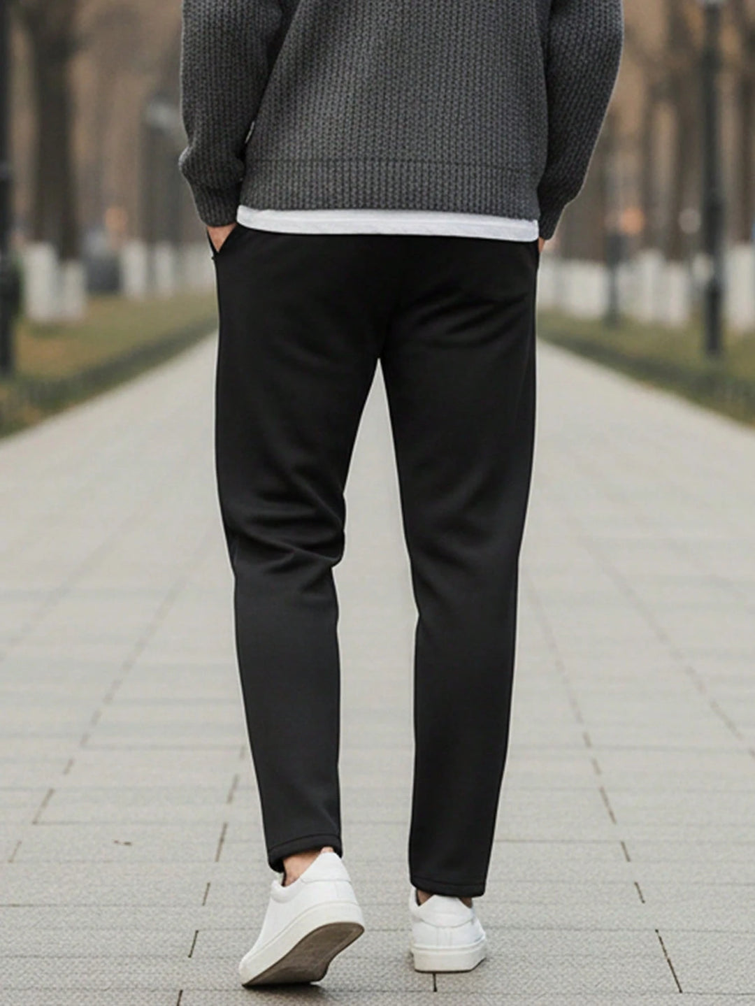 Pantaloni SHEIN, negru