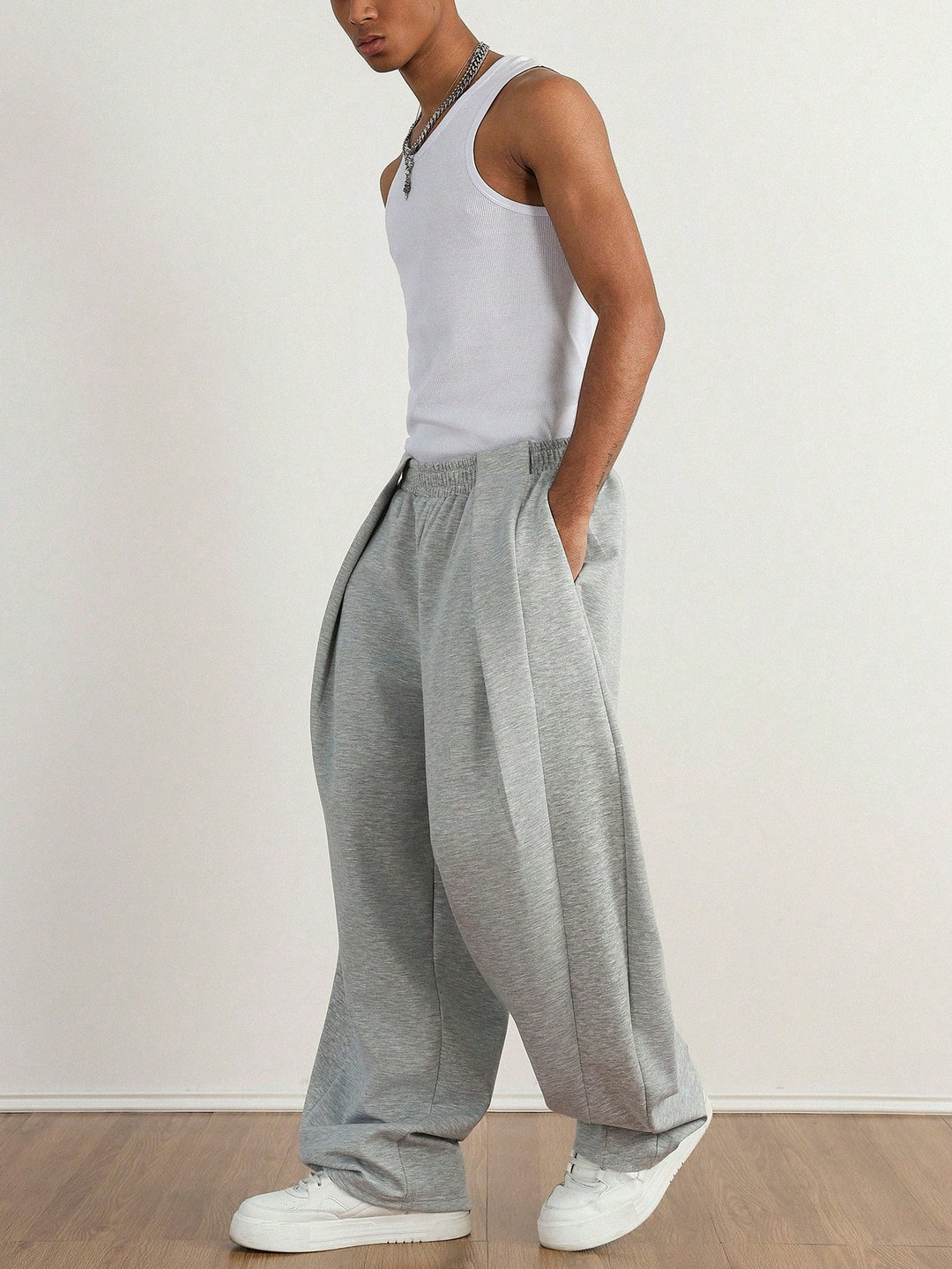 Pantaloni SHEIN, gri