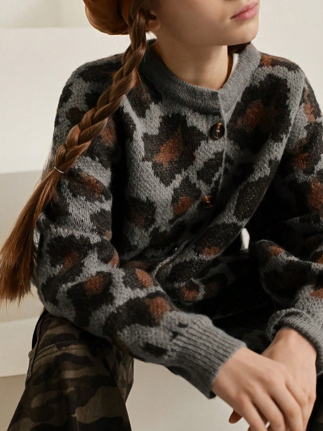 Cardigan SHEIN, maro