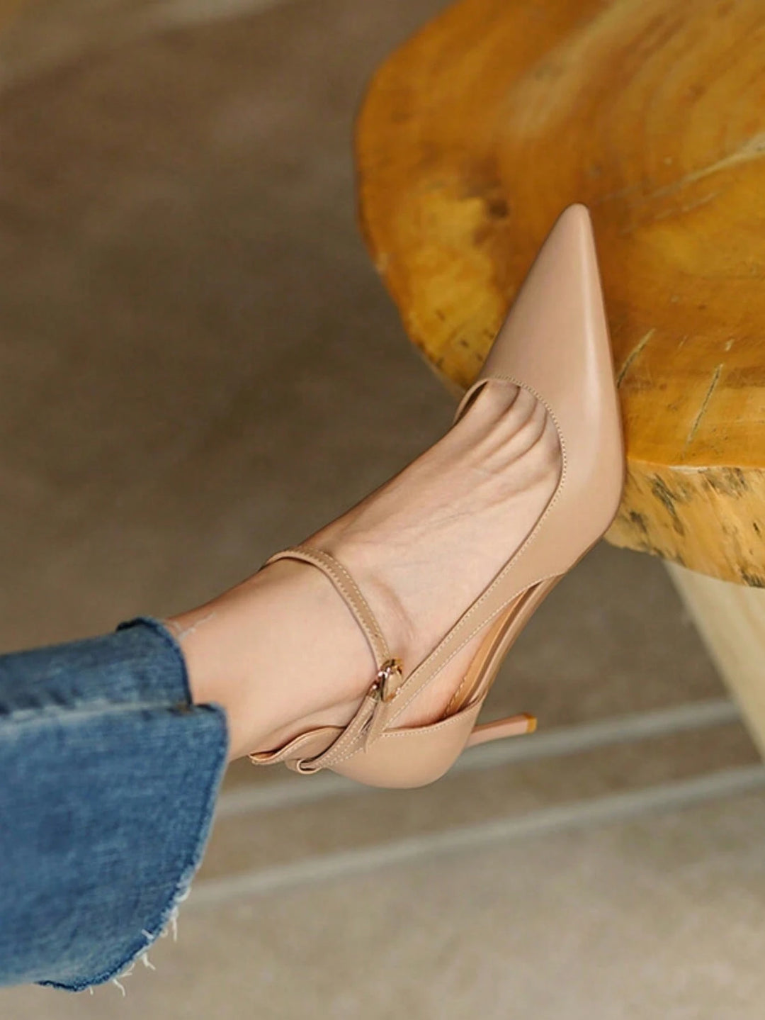 Pantofi cu toc SHEIN, bej