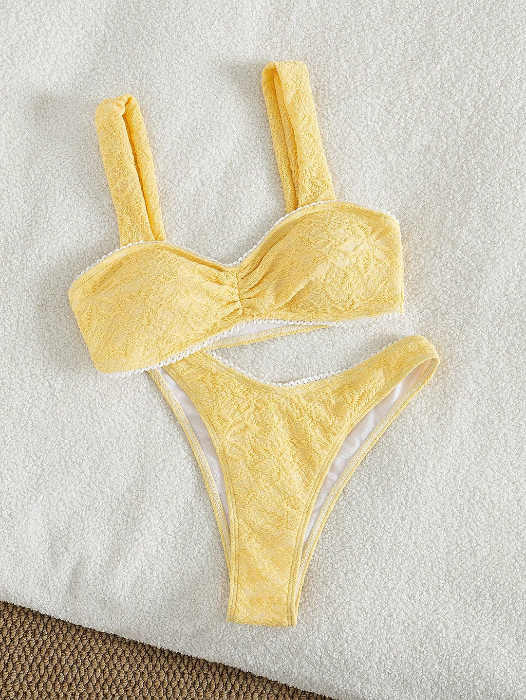 Set bikini SHEIN, galben
