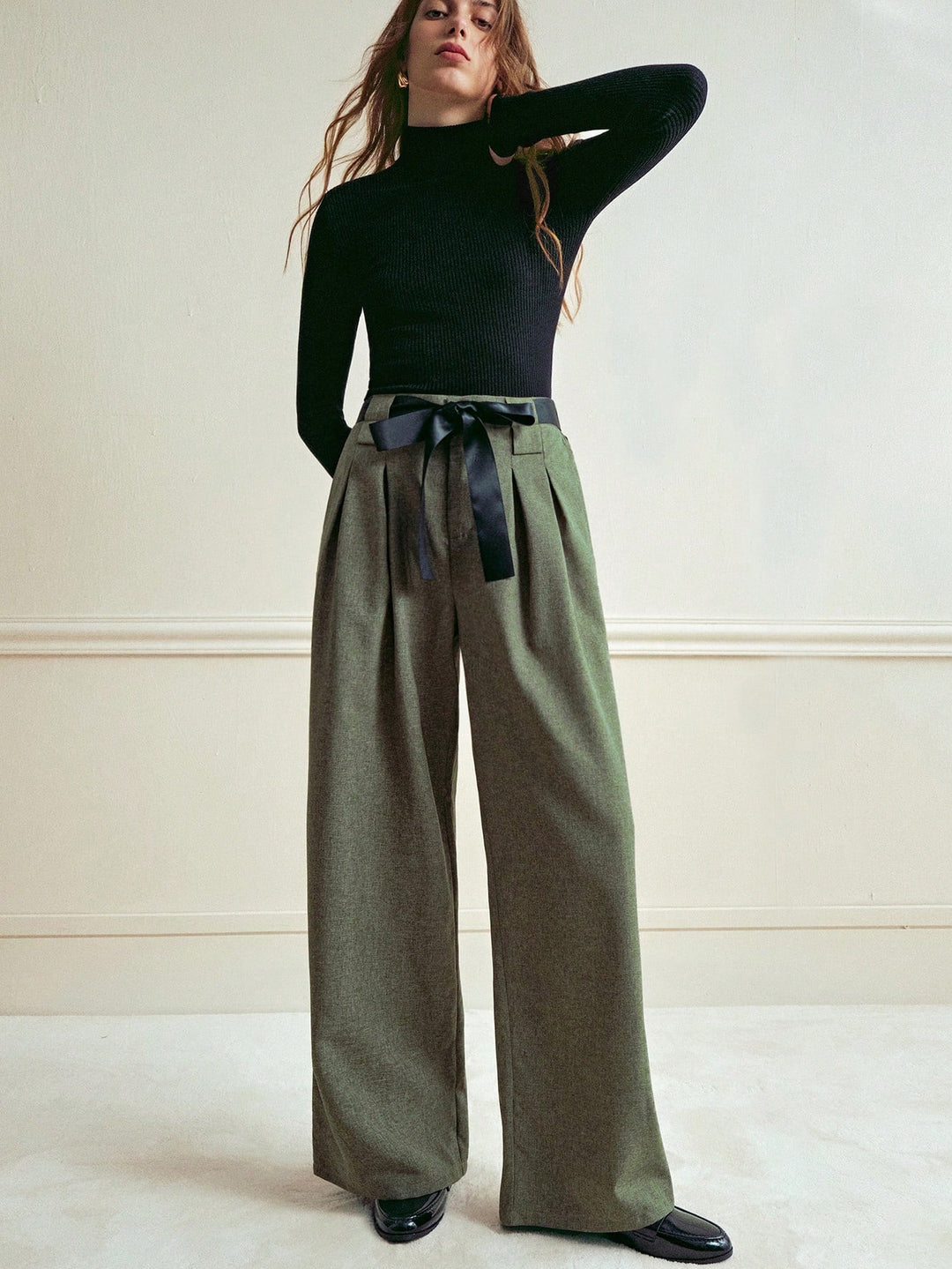 Pantaloni SHEIN, kaki