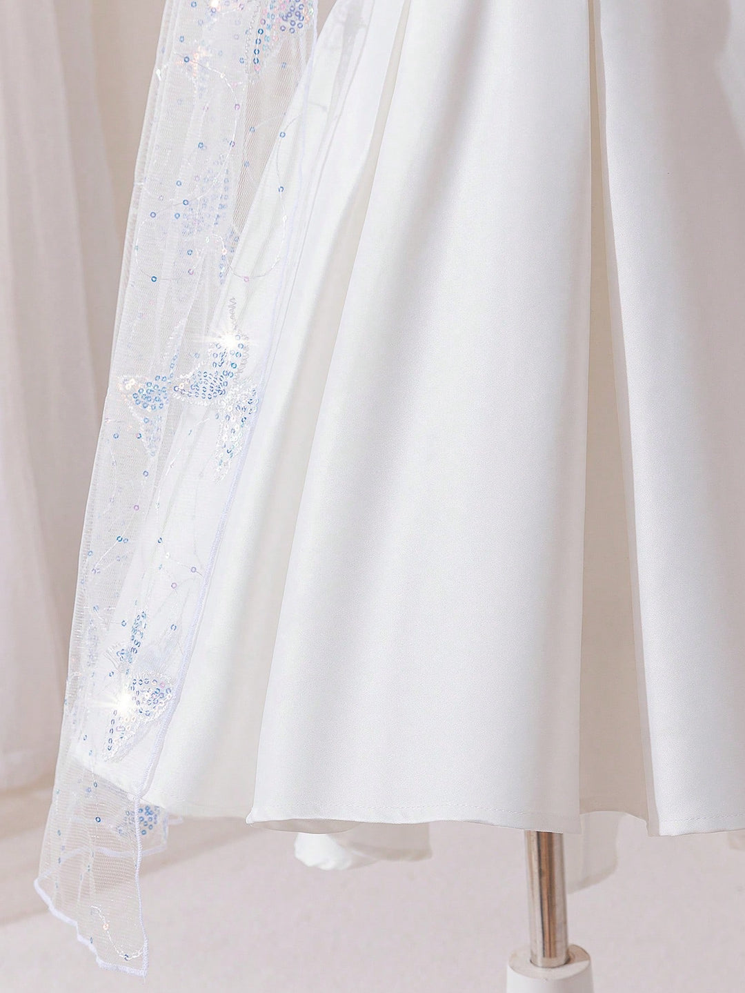 Rochie SHEIN, alb