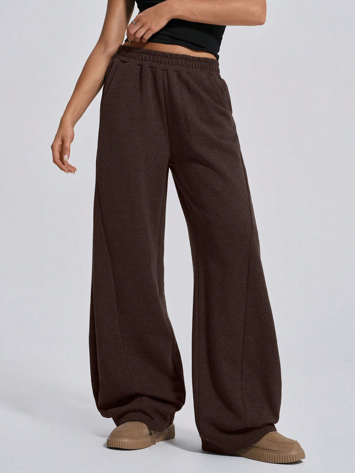 Pantaloni SHEIN, maro