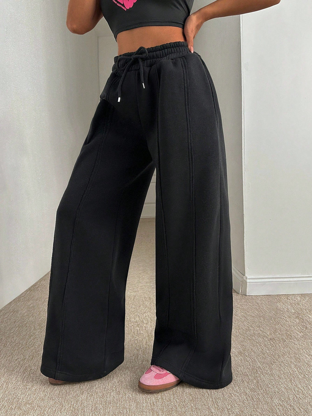 Pantaloni SHEIN, negru