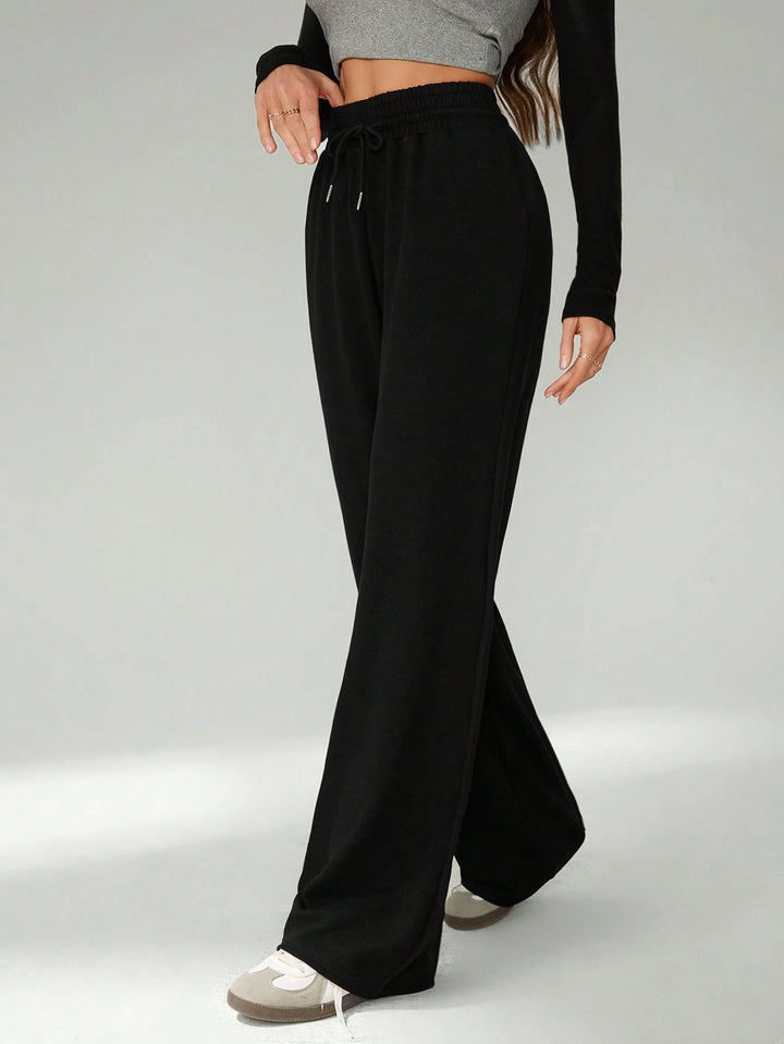 Pantaloni SHEIN, negru