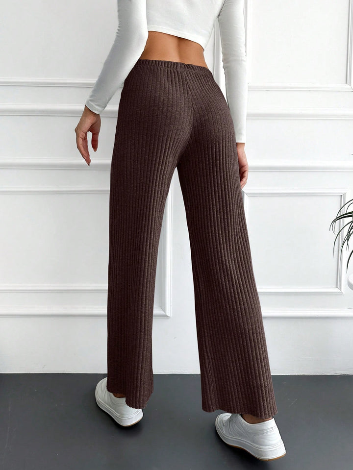 Pantaloni SHEIN, maro