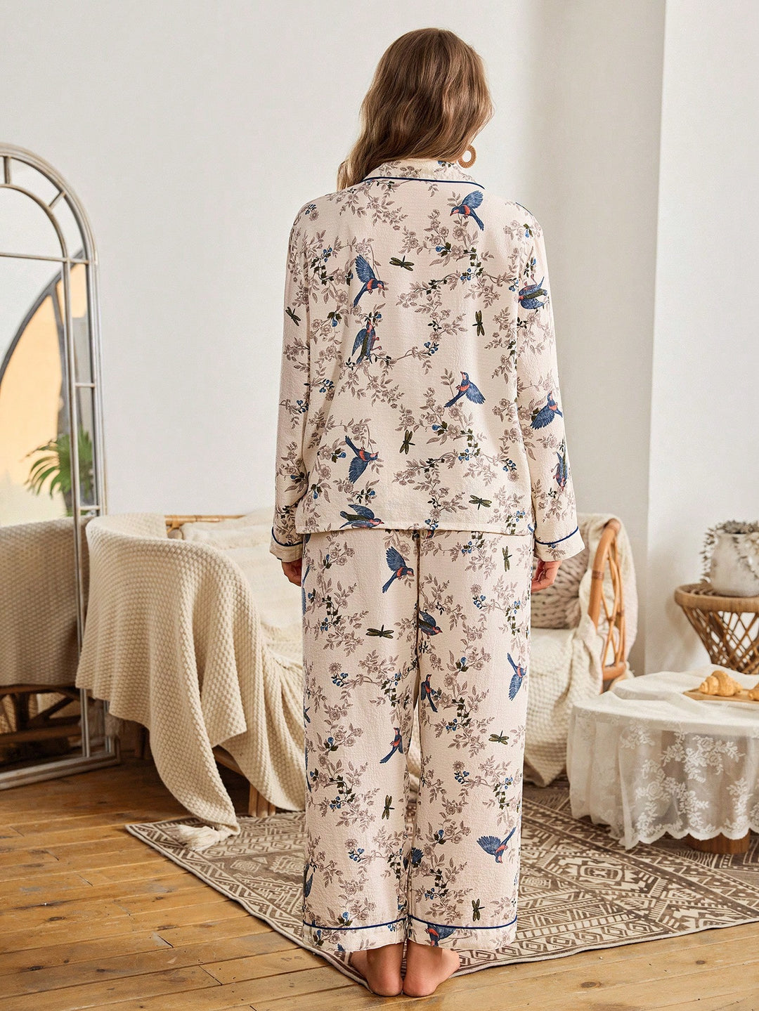 Set pijamale SHEIN, bej